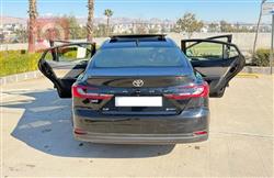 تۆیۆتا کامری